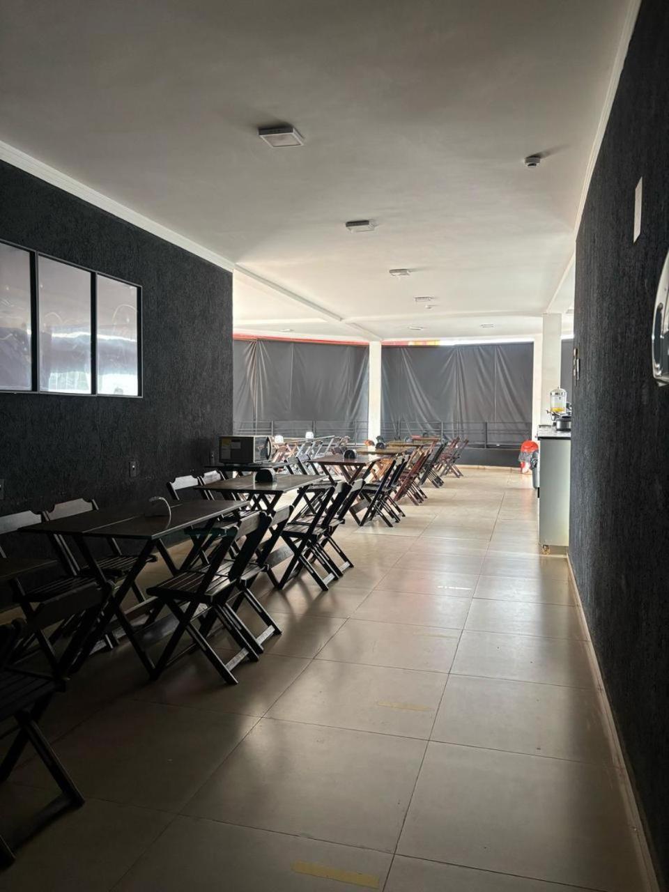 Hotel 7 *